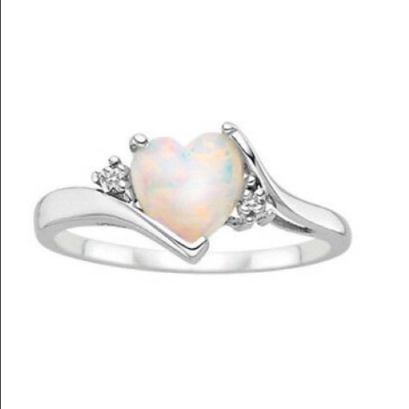 ❤️gorgeous 2Ct fire opal heart gold filled ring - Picture 2 of 2